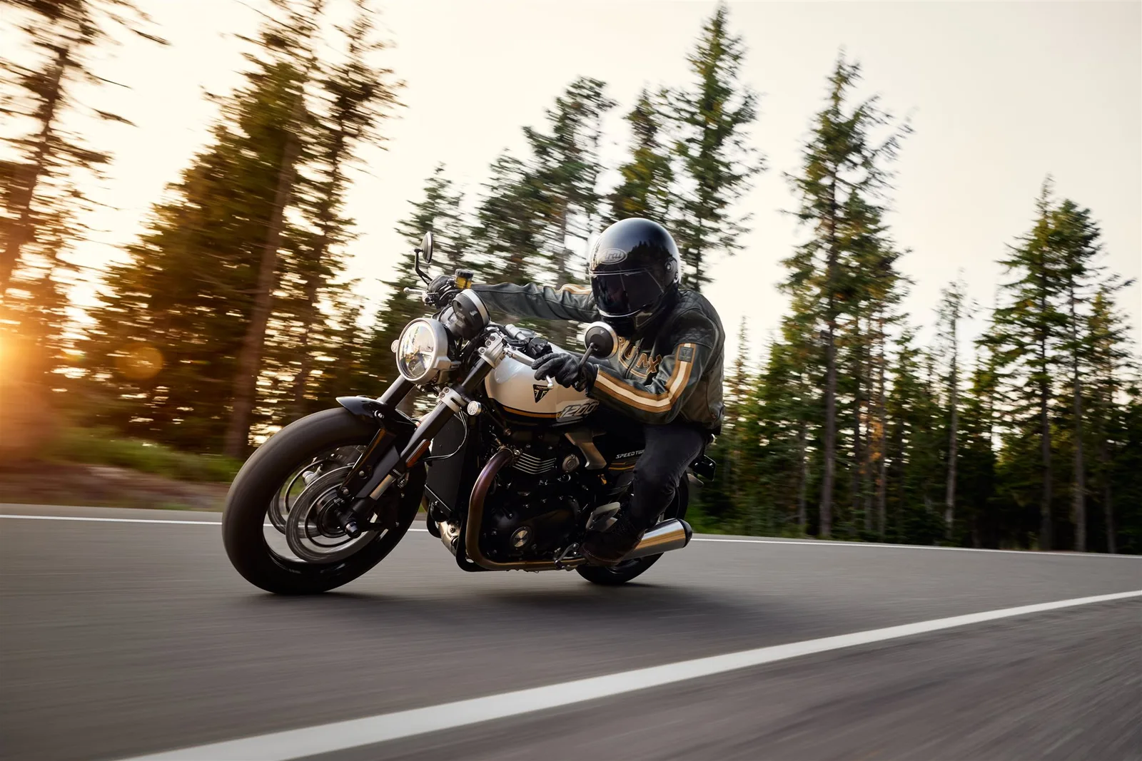 Triumph Speed Twin 1200