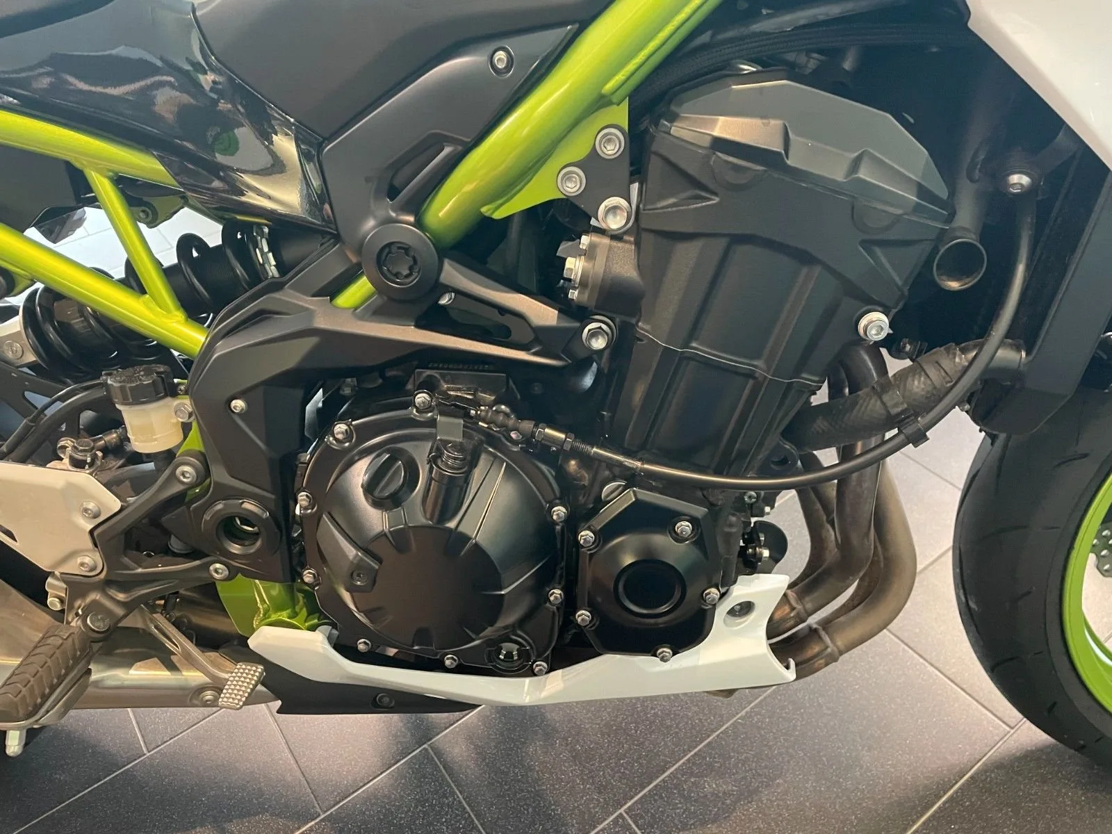 Kawasaki Z900 70kW