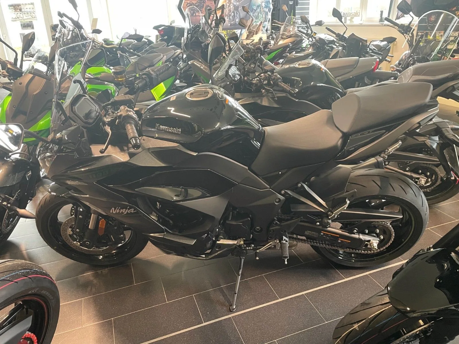 Kawasaki Ninja 1100SX
