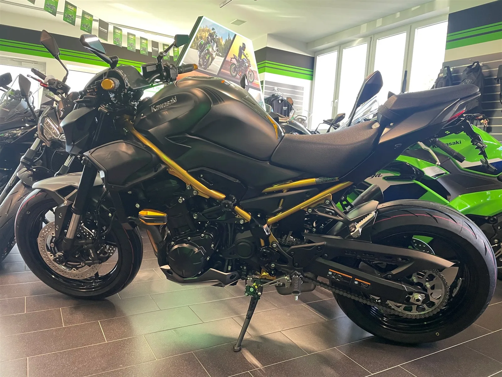 Kawasaki Z900