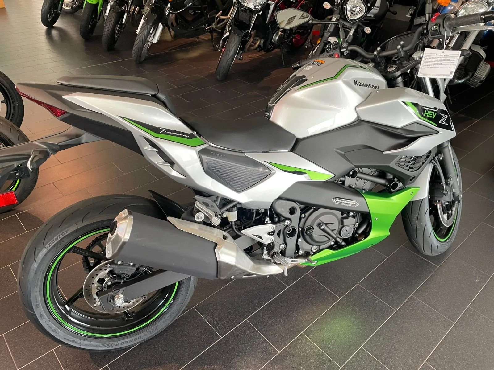 Kawasaki Z7 Hybrid