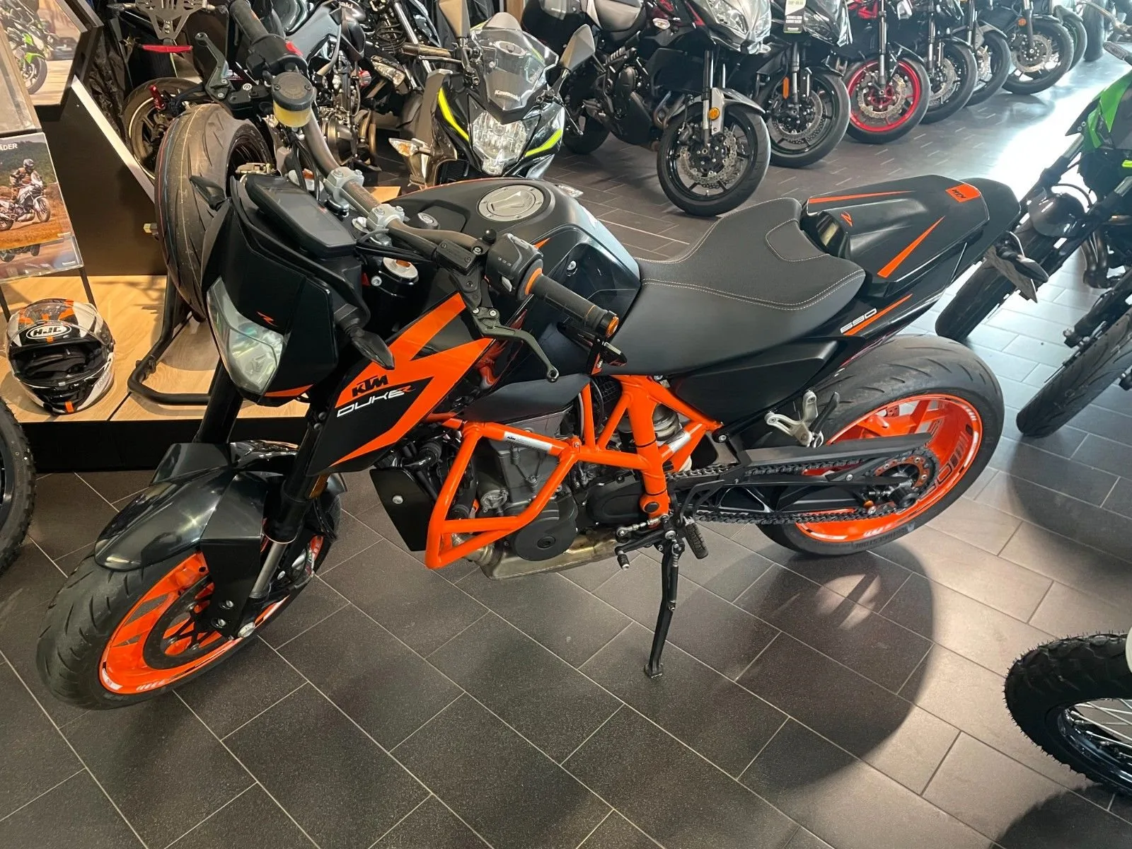 KTM 690 Duke
