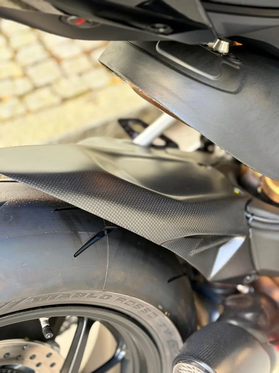 Ducati Panigale V2 Superquadro Final Edition