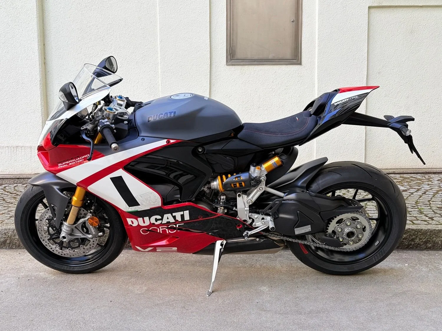 Ducati Panigale V2 Superquadro Final Edition