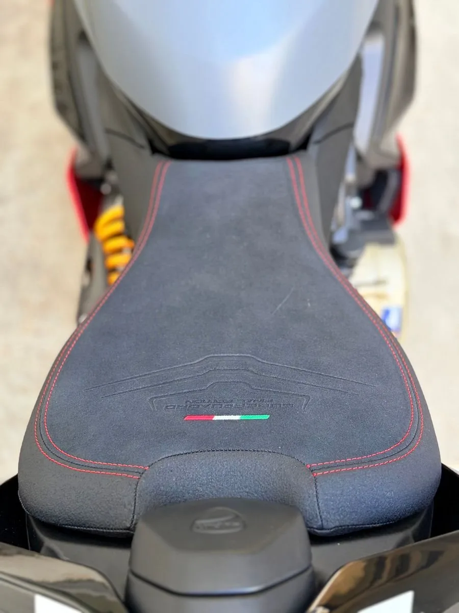 Ducati Panigale V2 Superquadro Final Edition