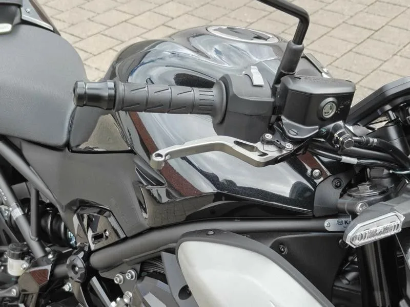 Kawasaki Z900