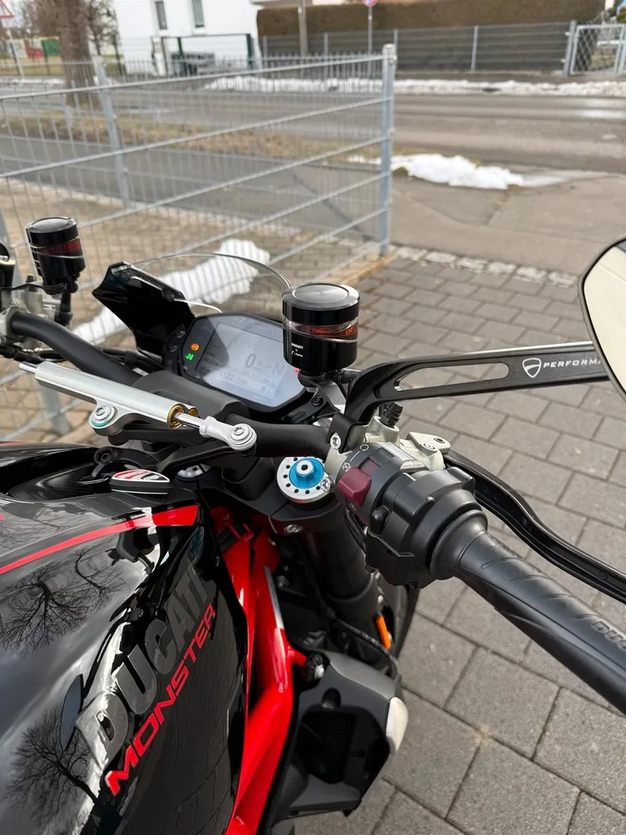 Ducati Monster 1200 R