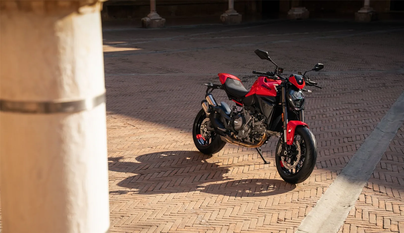 Ducati Monster +