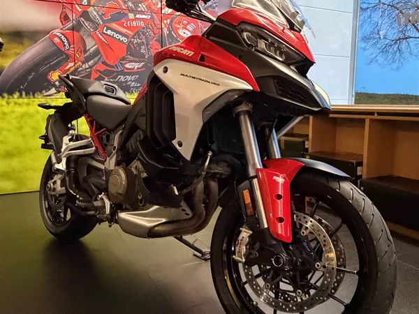 Ducati Multistrada V4 S