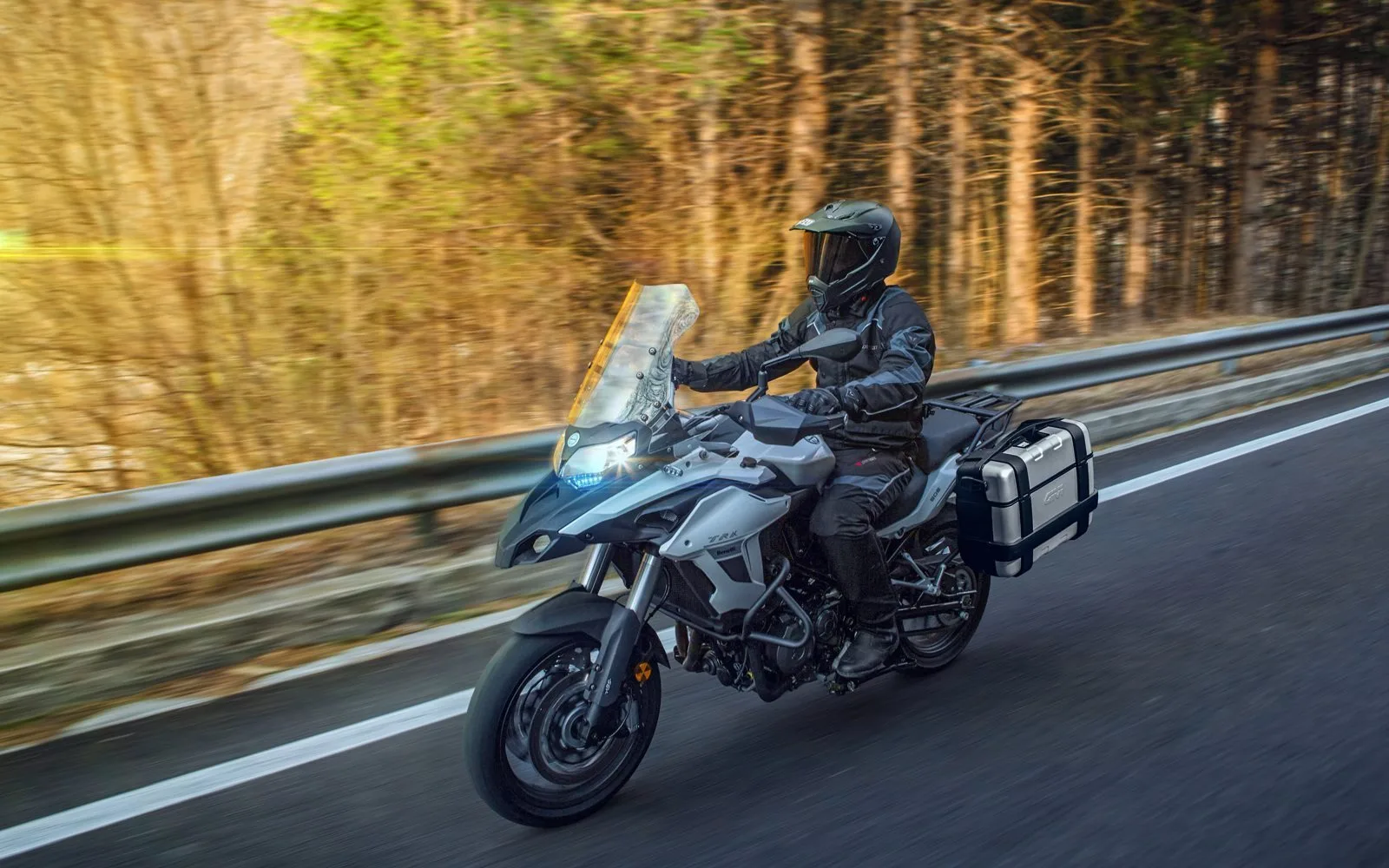 Benelli TRK 502