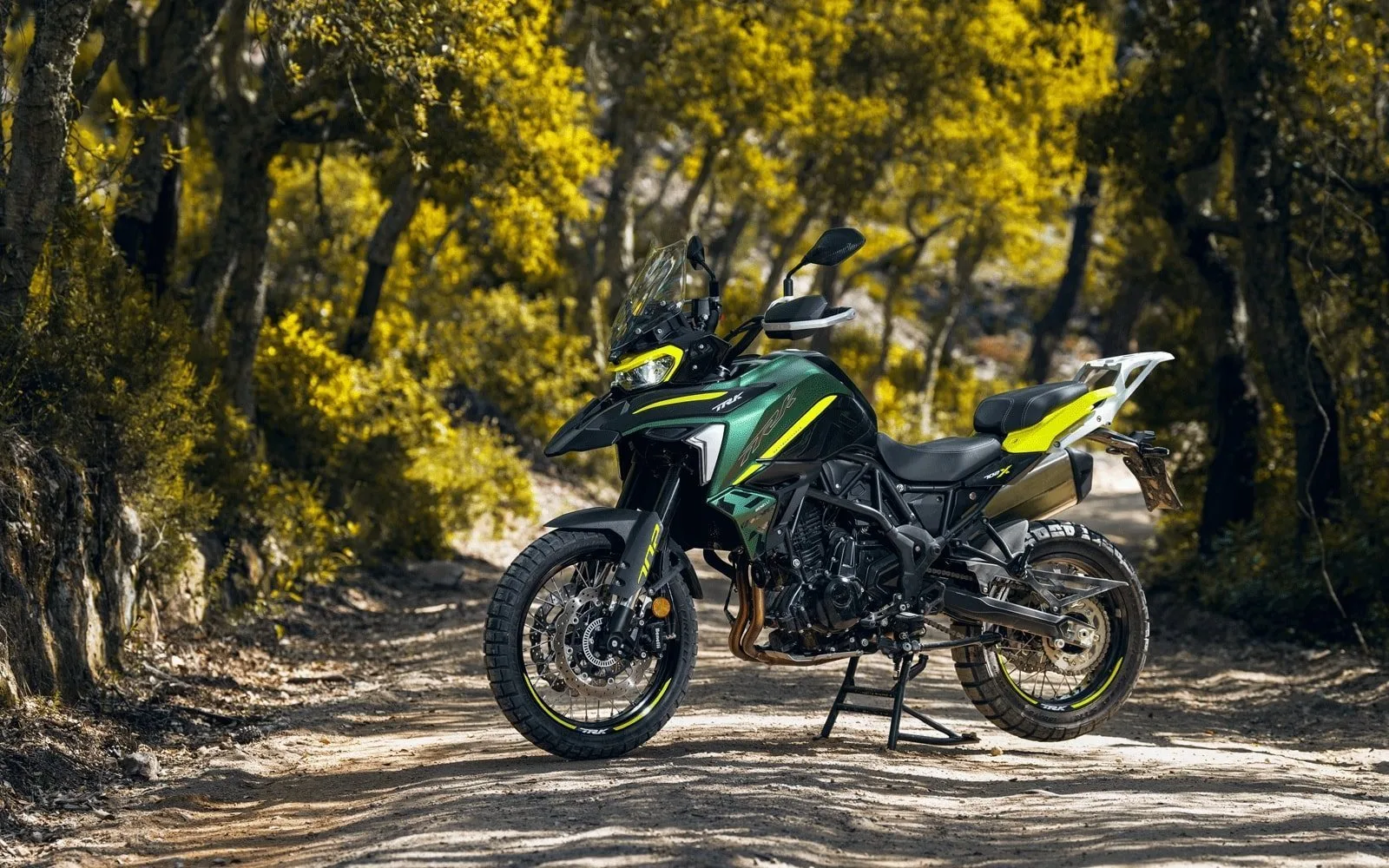 Benelli TRK 702 X