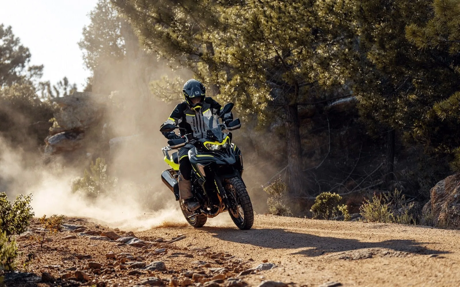Benelli TRK 702 X