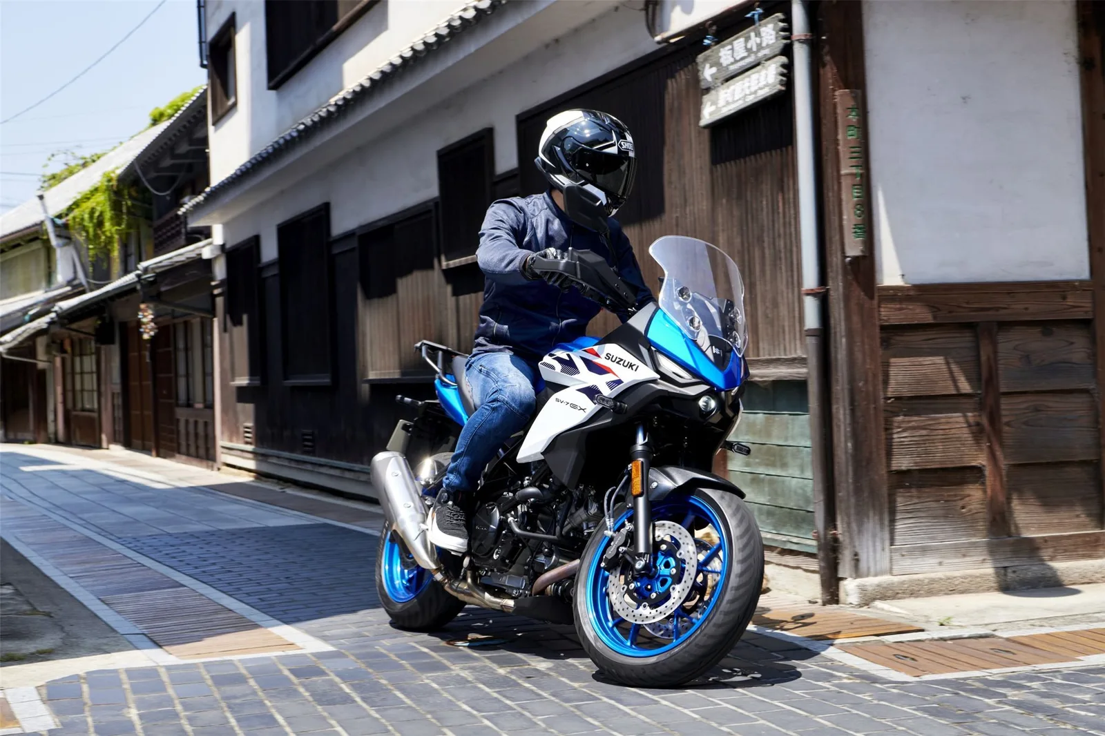 Suzuki SV-7GX