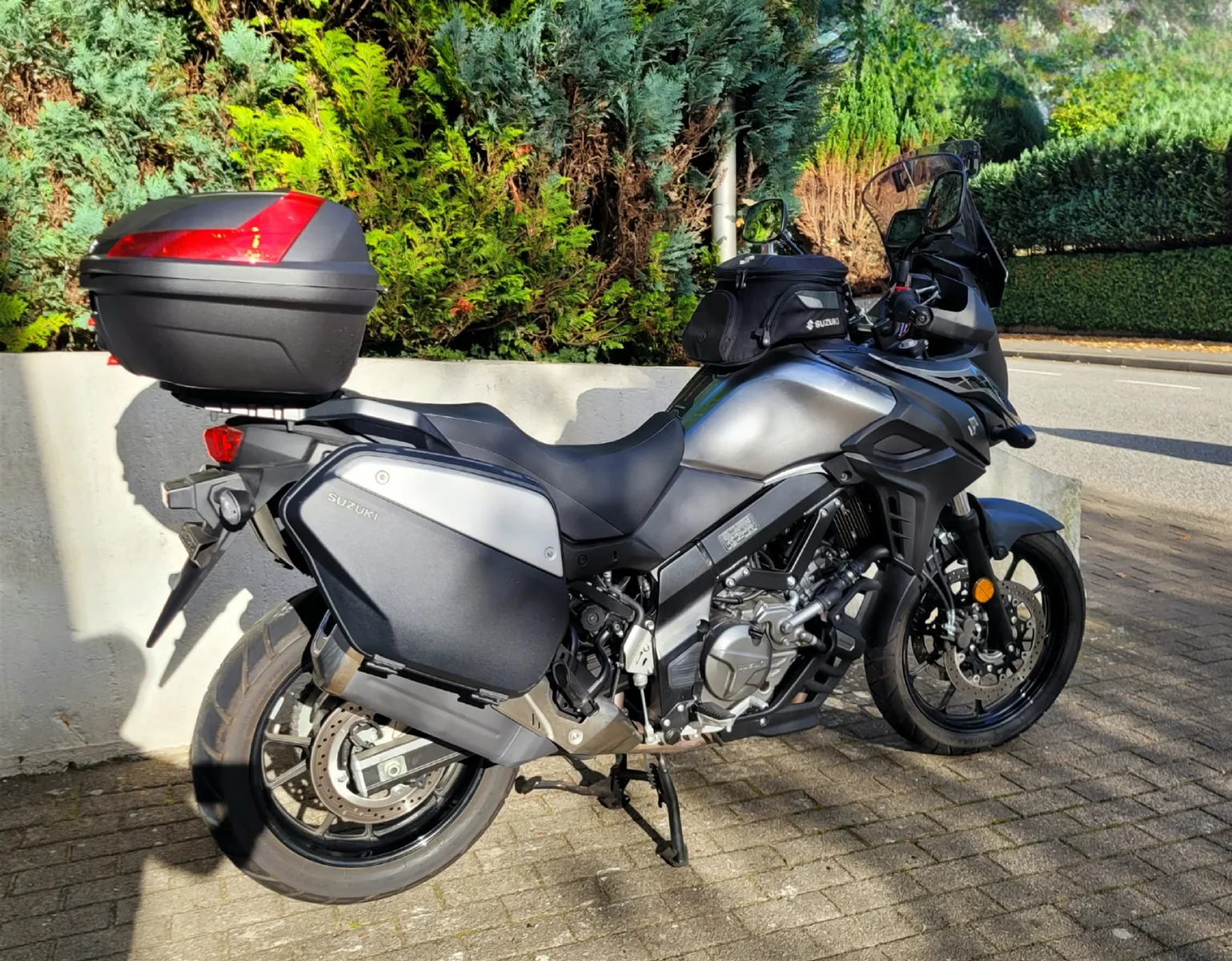 Suzuki V-Strom 650 Vollausstattung