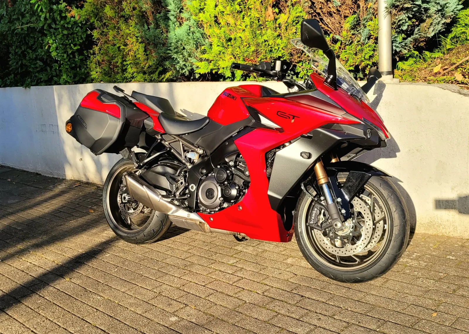 Suzuki GSX-S1000GT