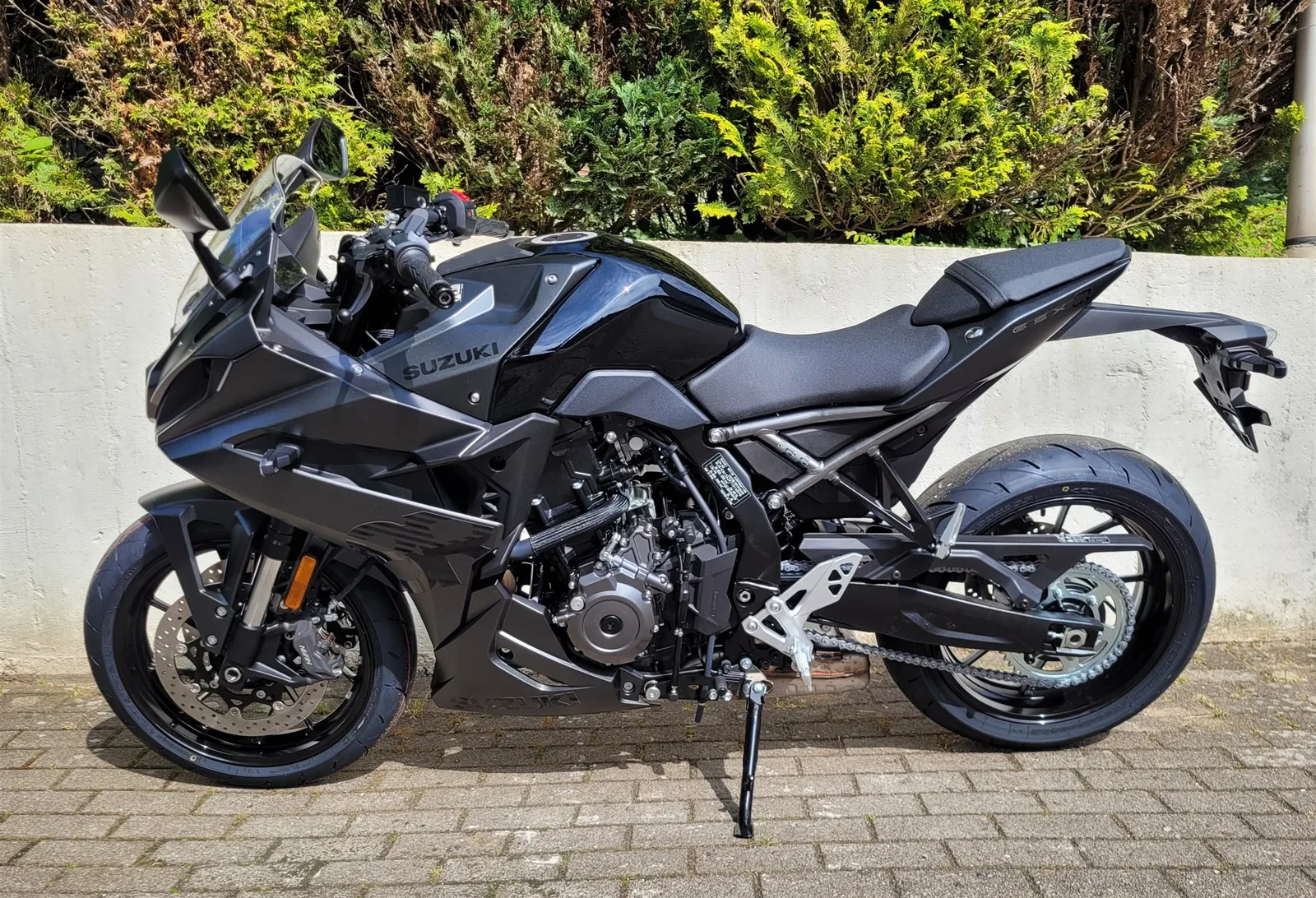 Suzuki GSX-8R