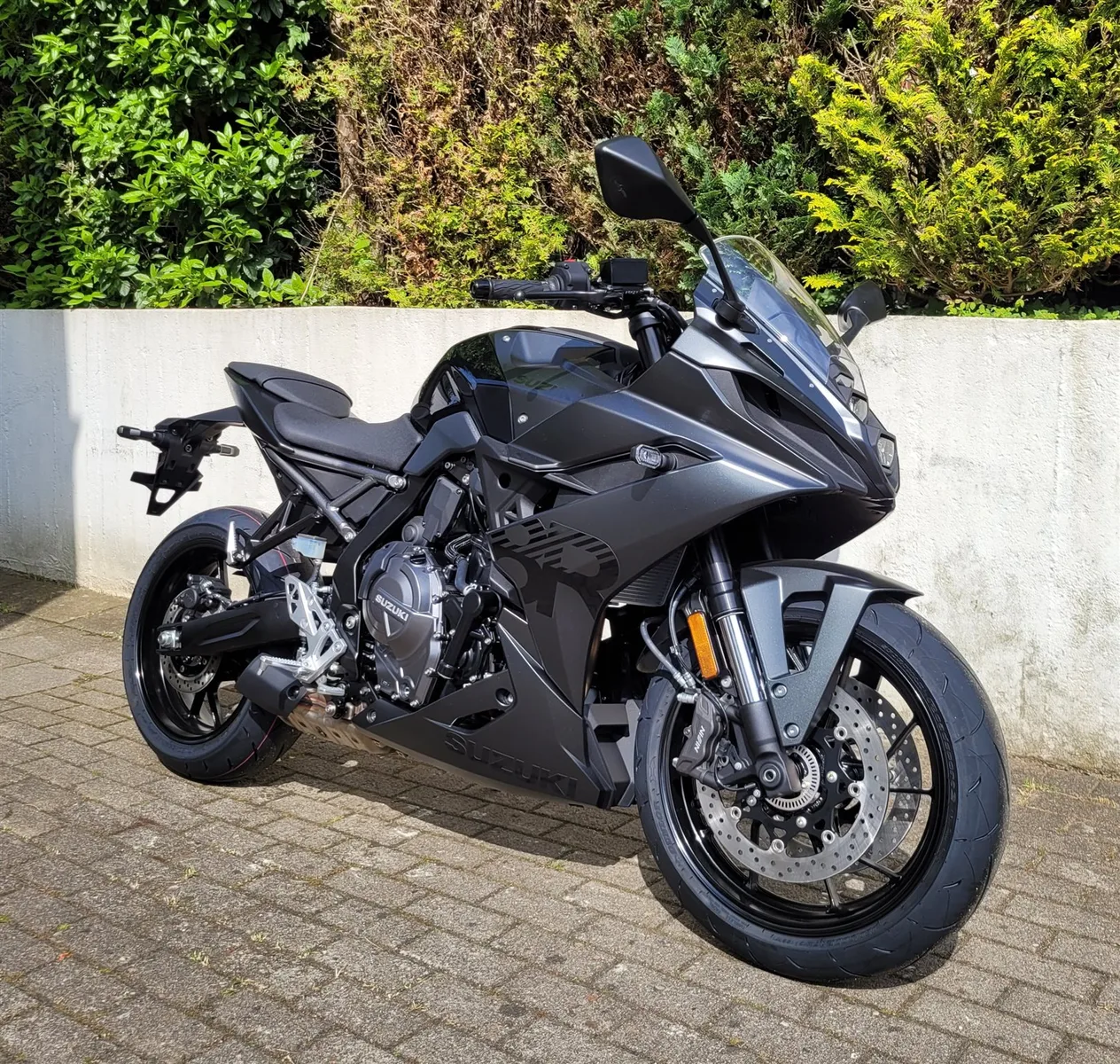 Suzuki GSX-8R