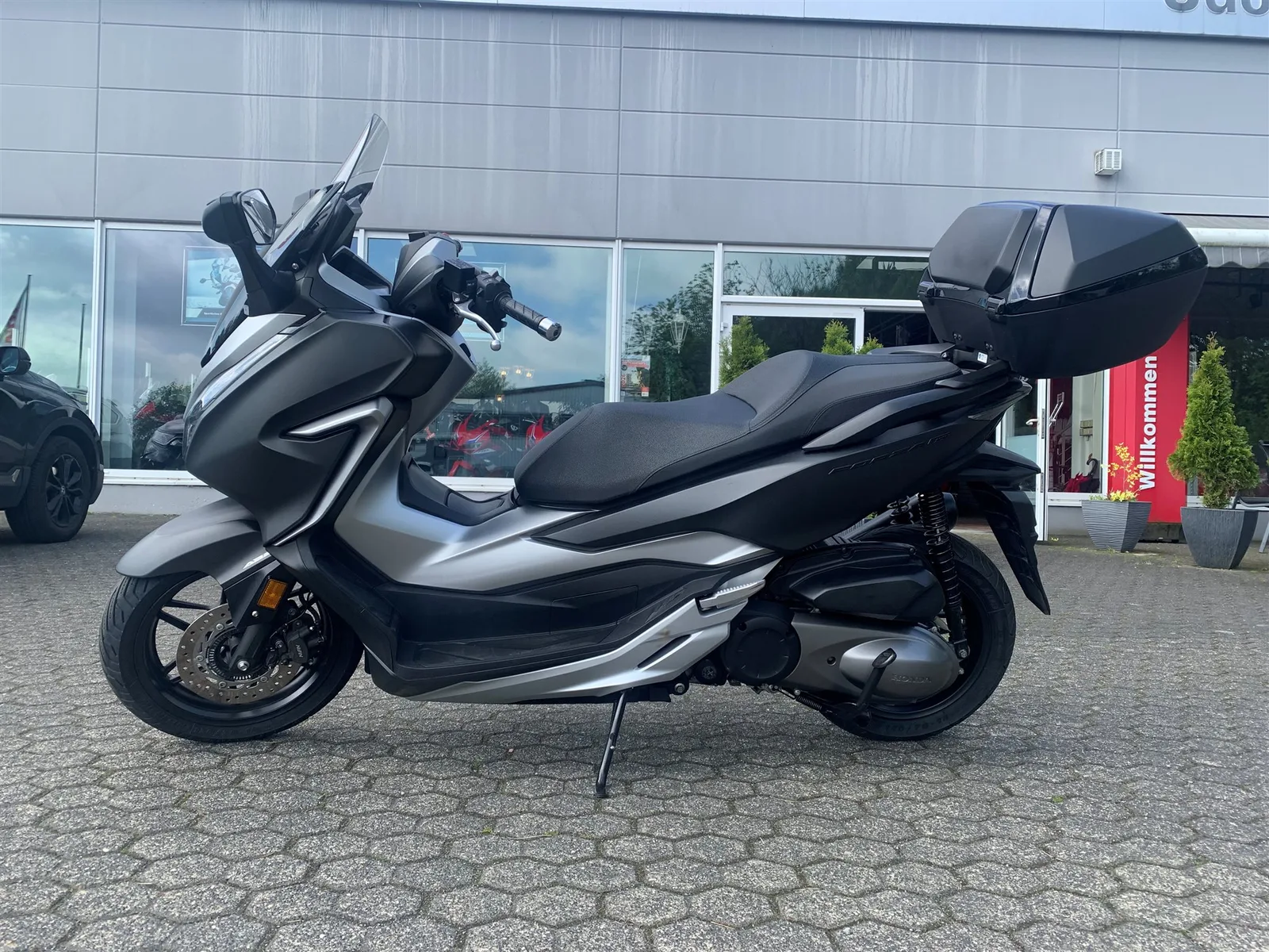 Honda Forza 300 \*TIP TOP\*Nur 8005 km\*