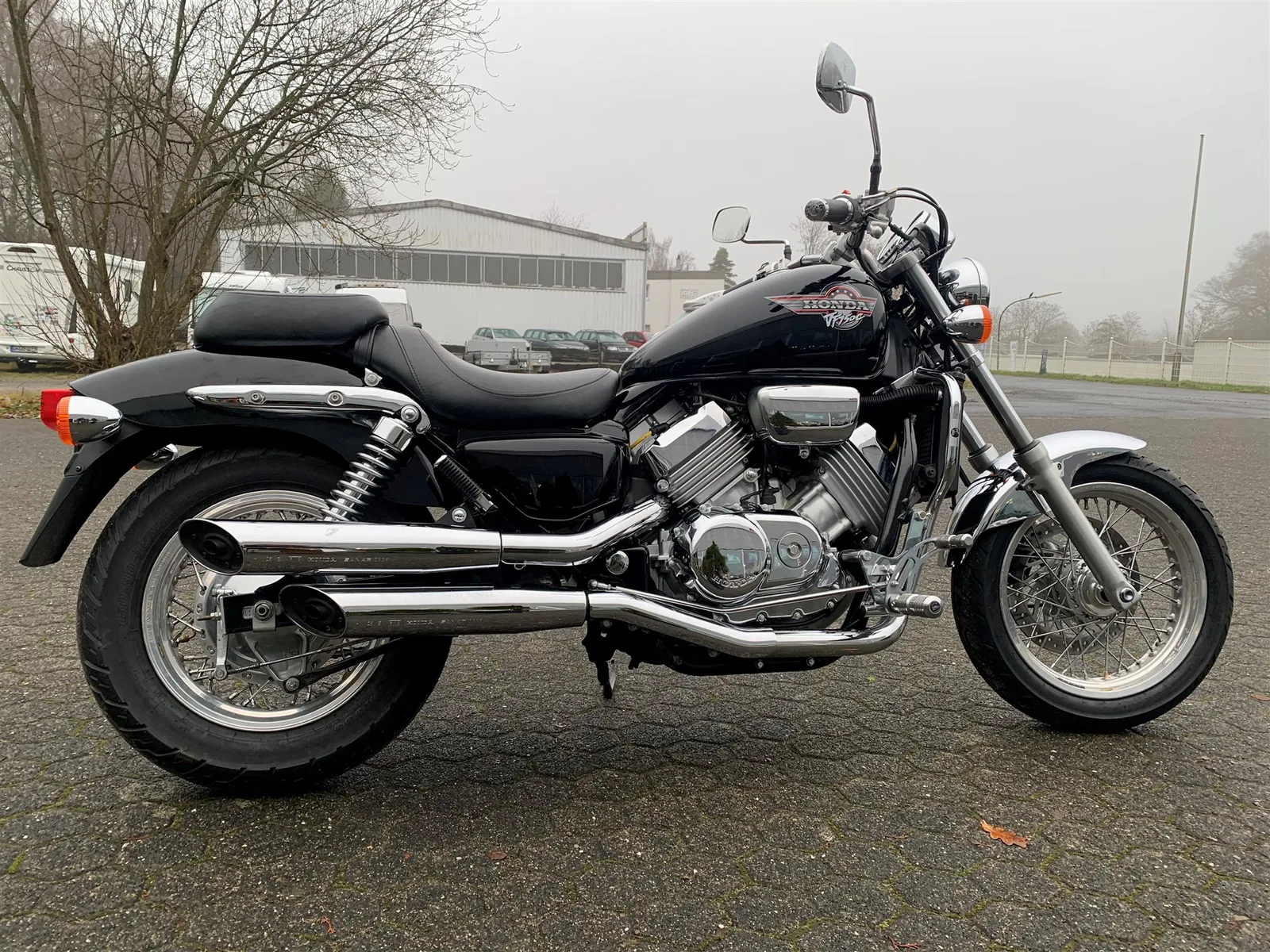 Honda VF 750 C Magna \*TIP TOP\*NUR 12058 KM\*NEUE REIFEN\*