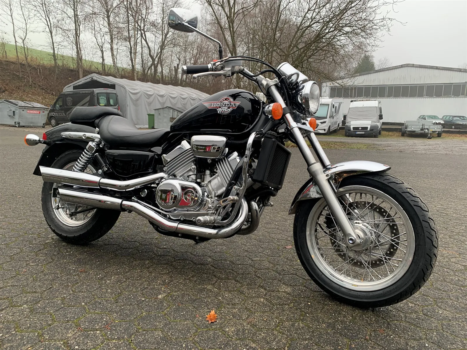 Honda VF 750 C Magna \*TIP TOP\*NUR 12058 KM\*NEUE REIFEN\*