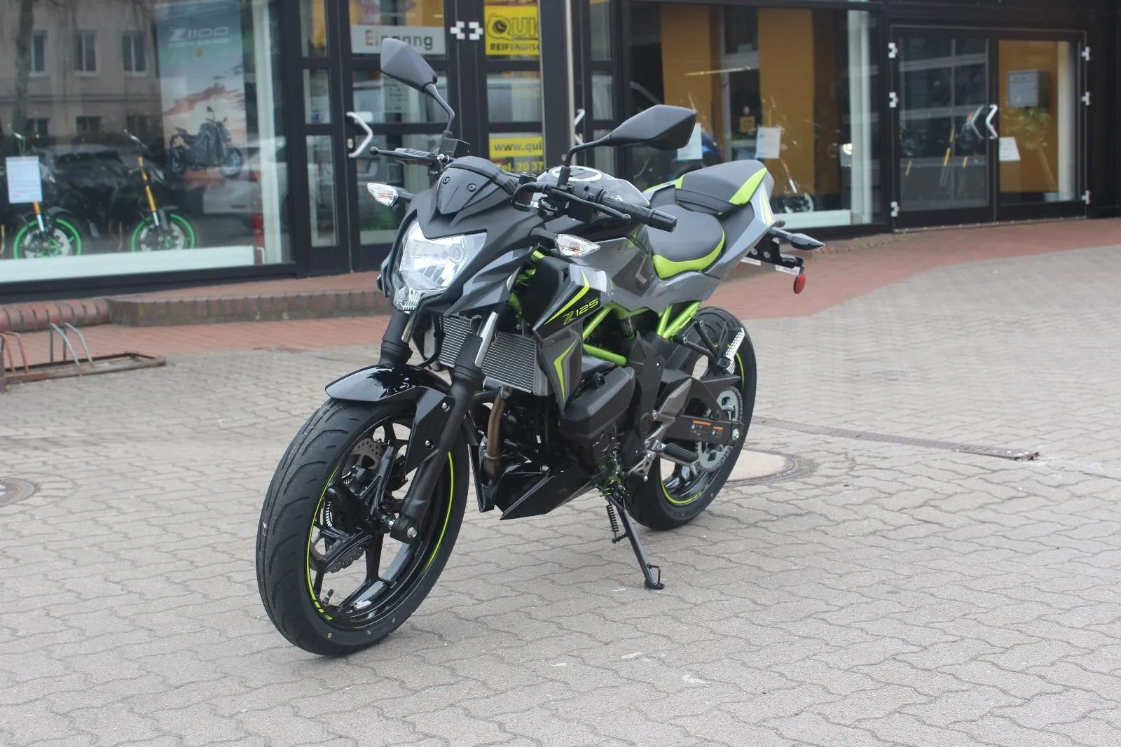 Kawasaki Z125