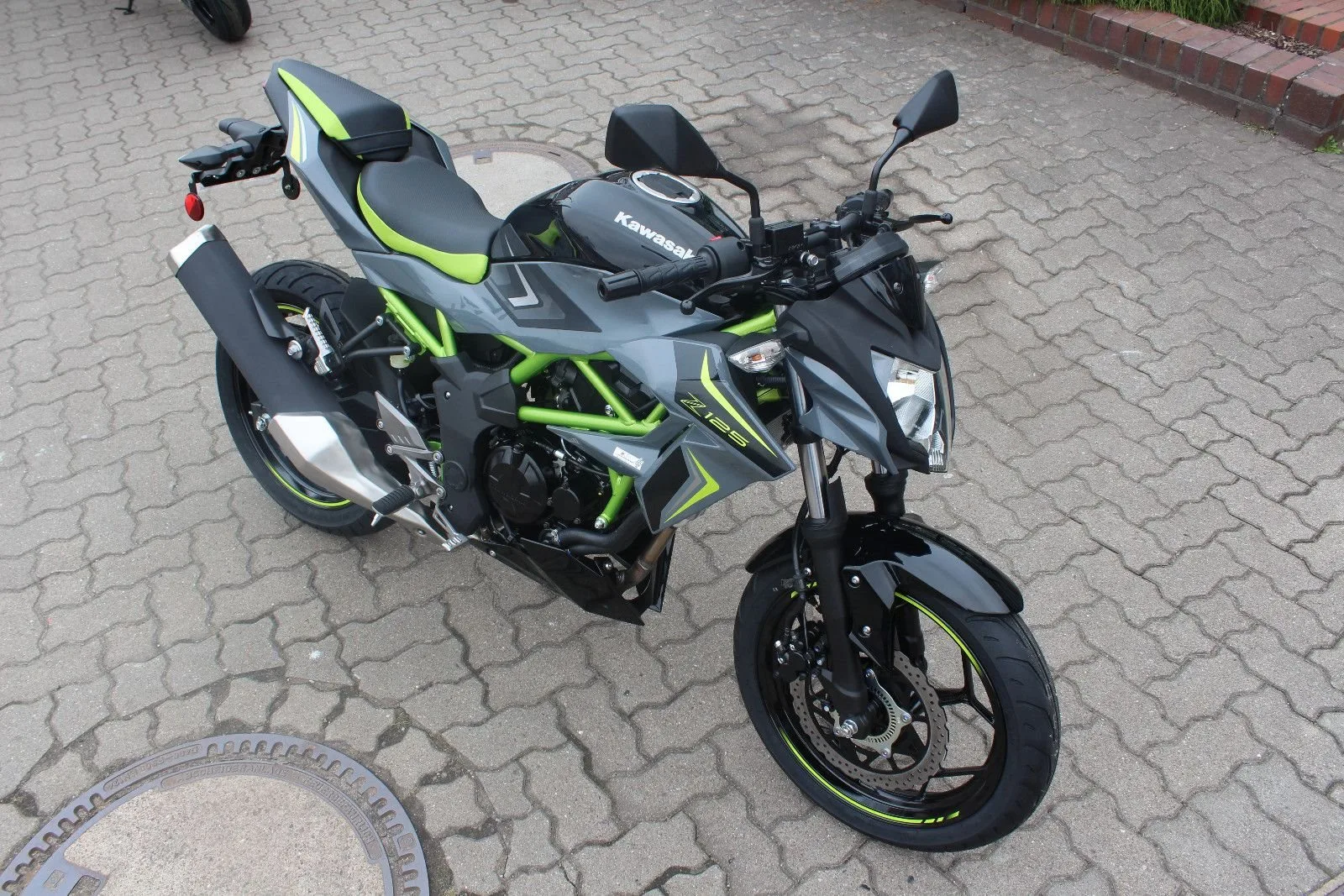 Kawasaki Z125