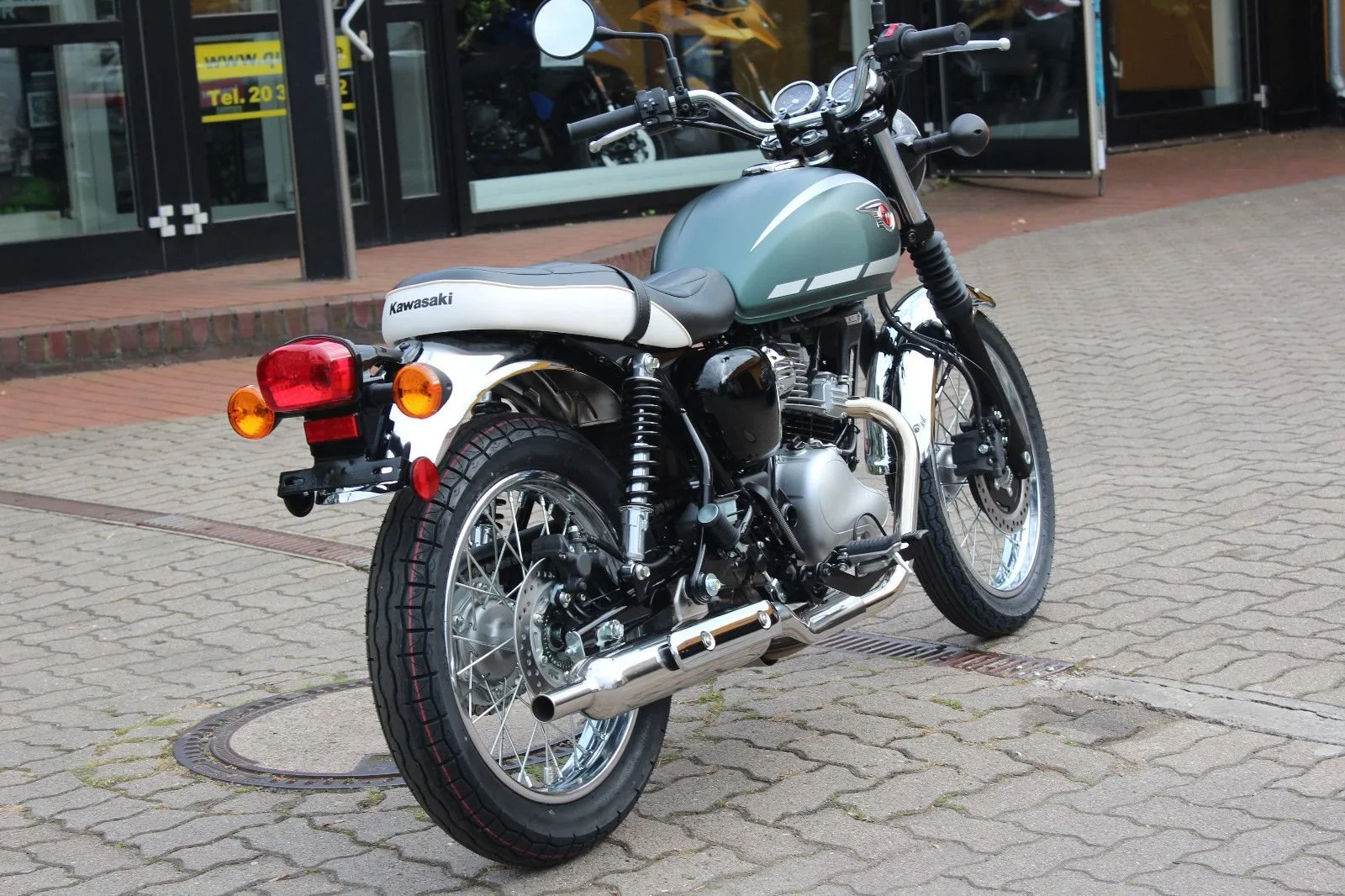 Kawasaki W230