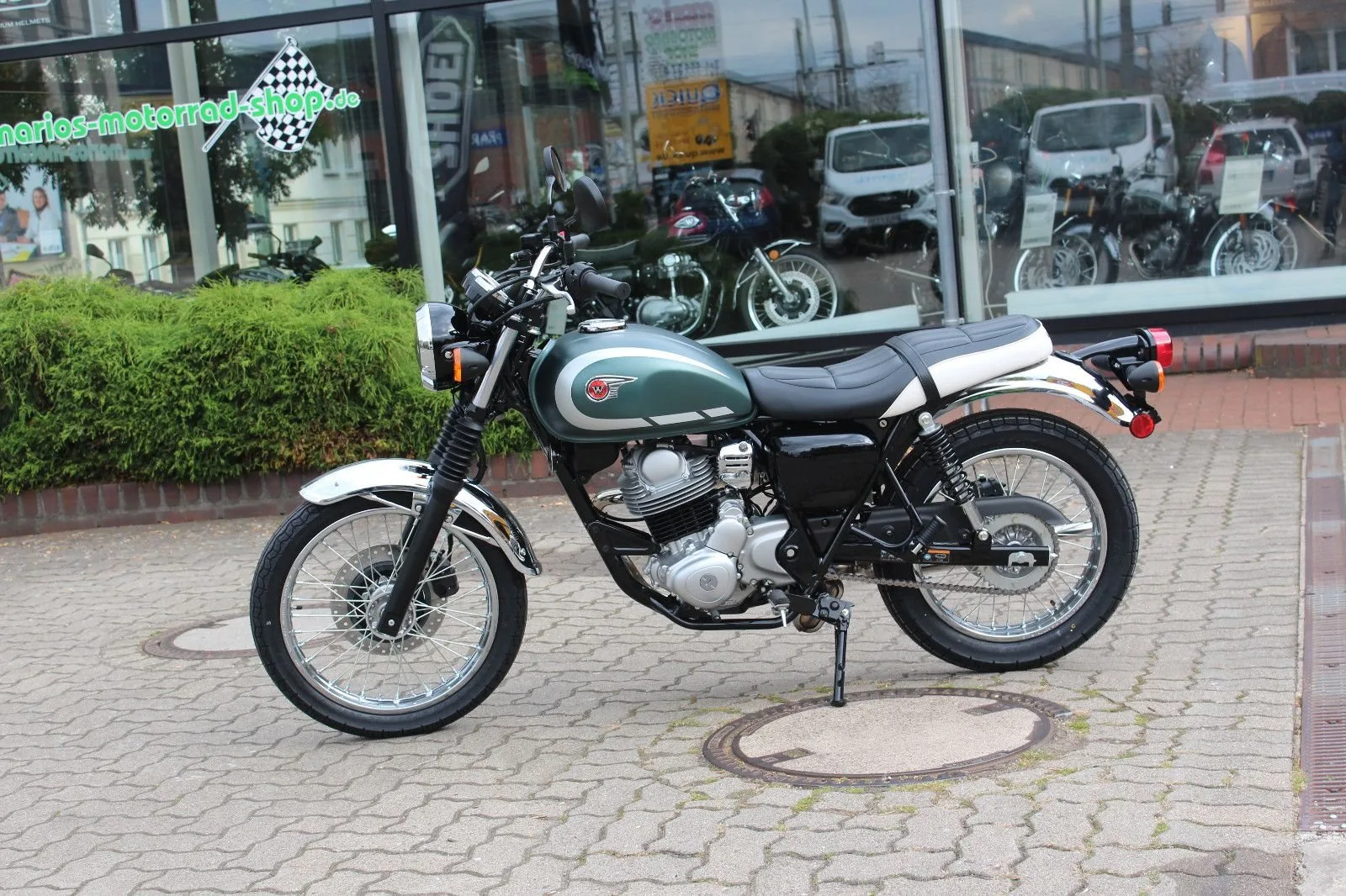 Kawasaki W230
