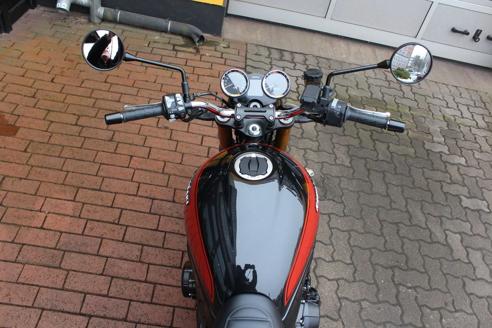 Kawasaki Z900 RS SE
