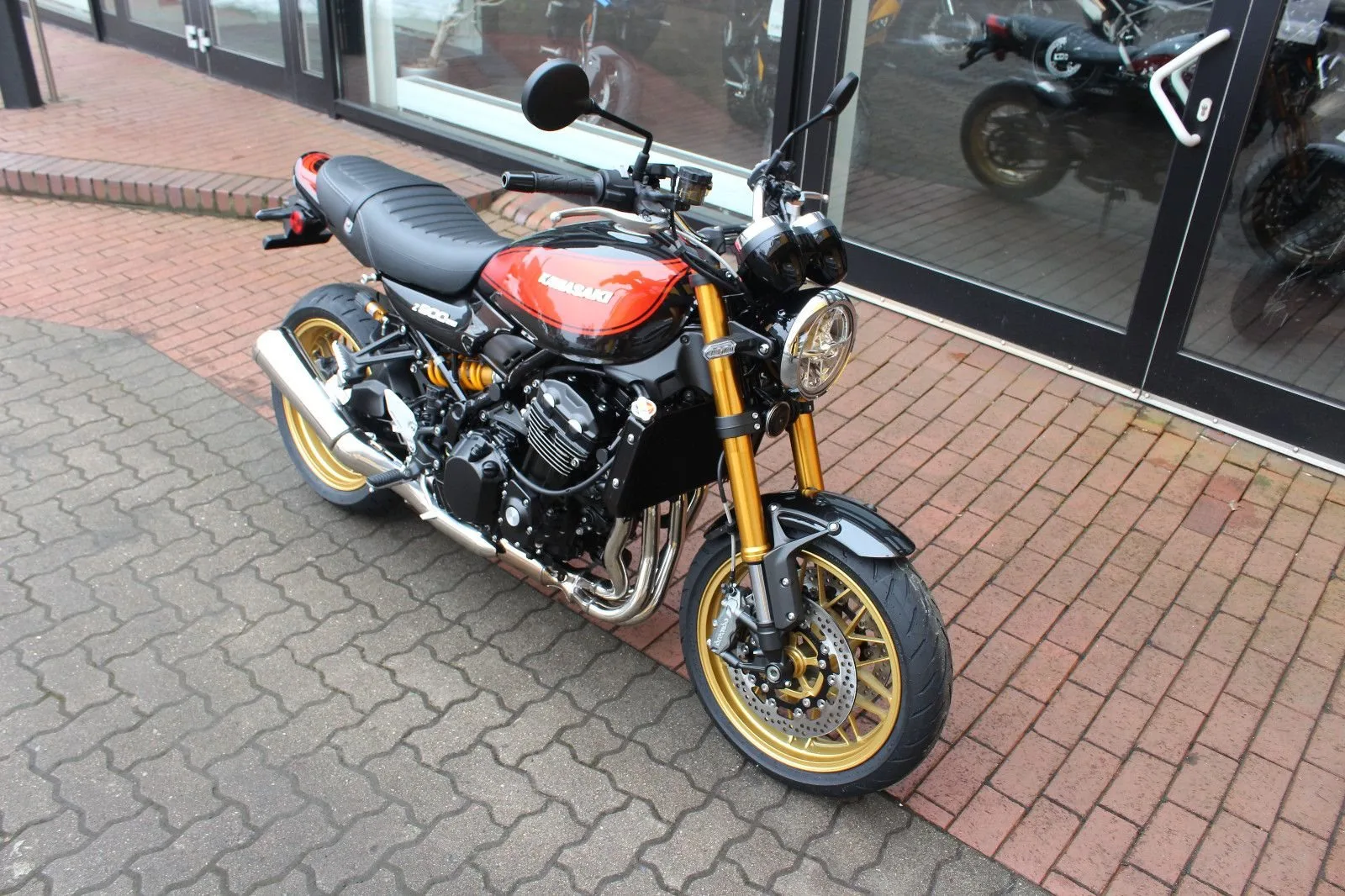 Kawasaki Z900 RS SE