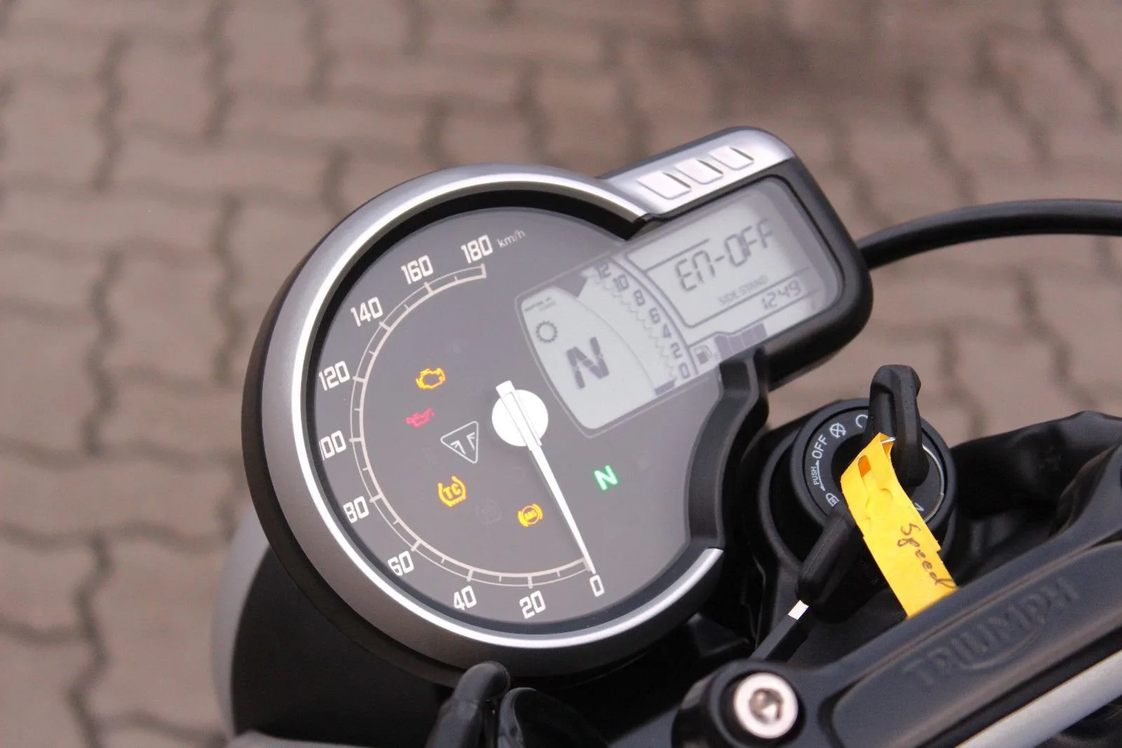 Triumph Speed 400 4 Jahre Garantie