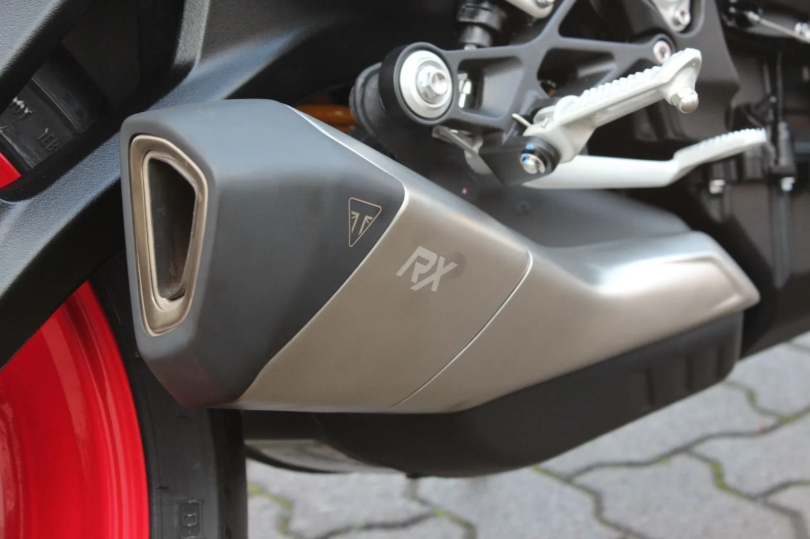 Triumph Street Triple 765 RX