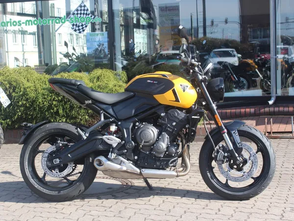 Triumph Trident 660