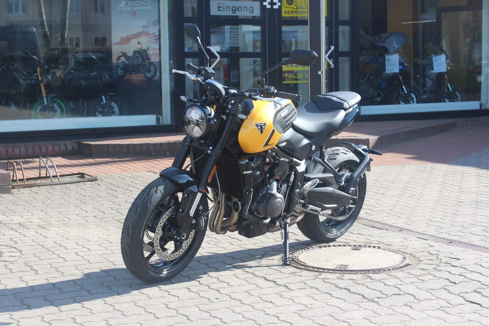 Triumph Trident 660