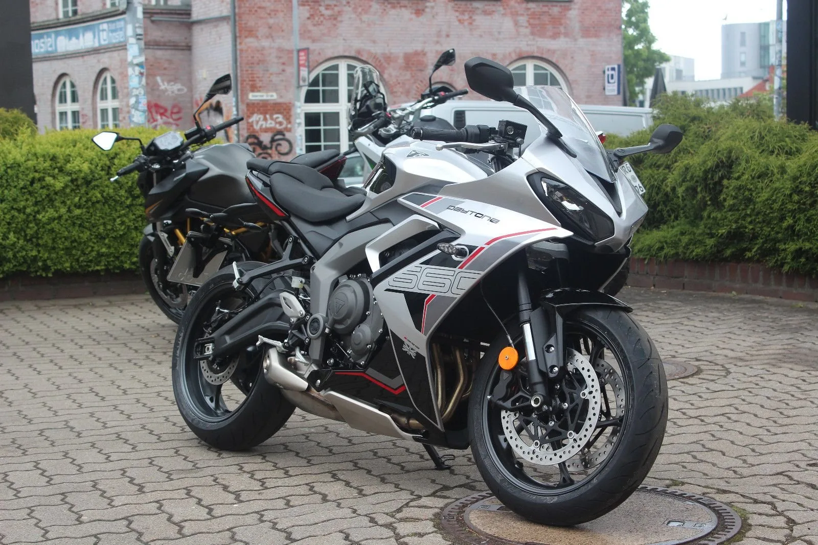 Triumph Daytona 660