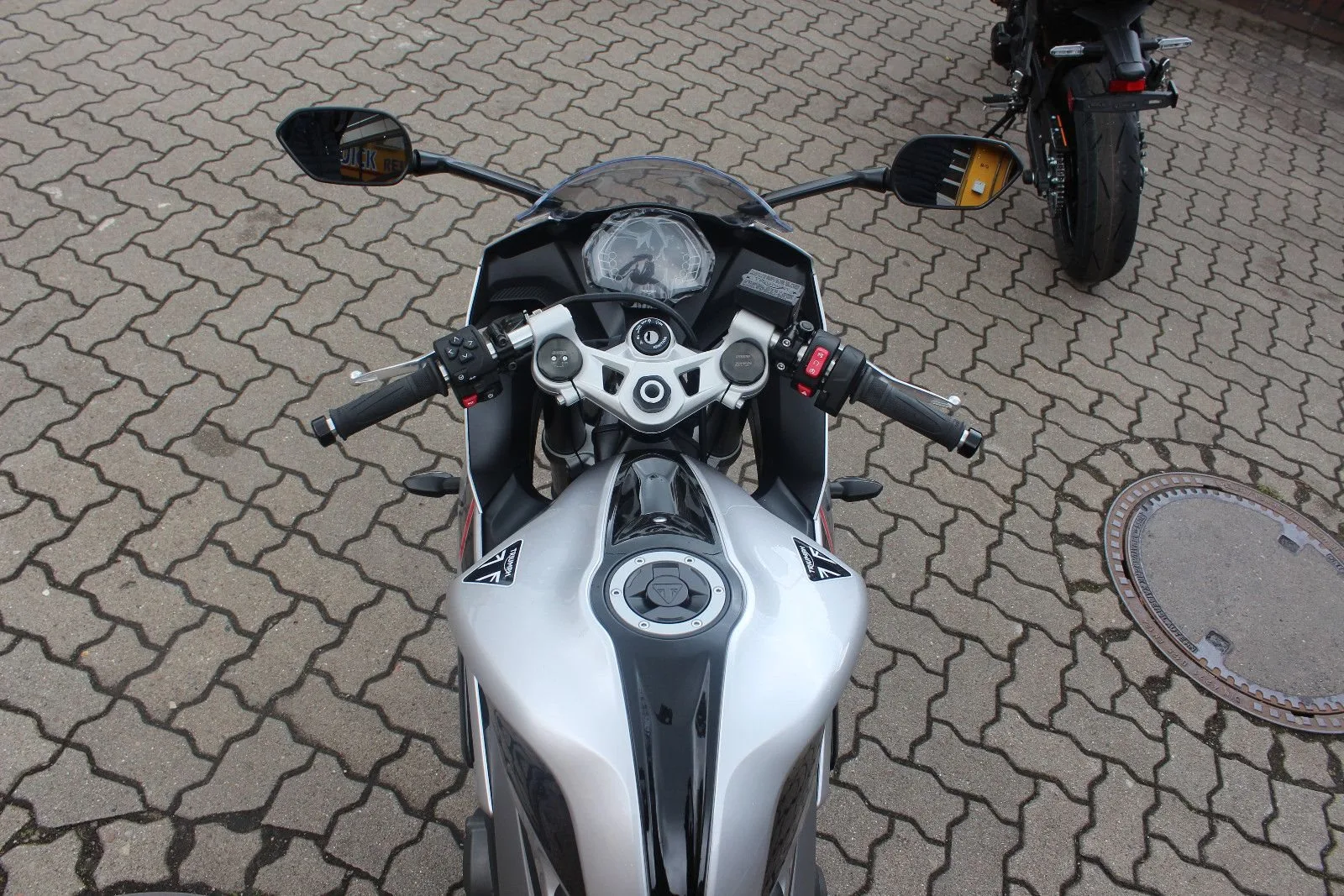 Triumph Daytona 660