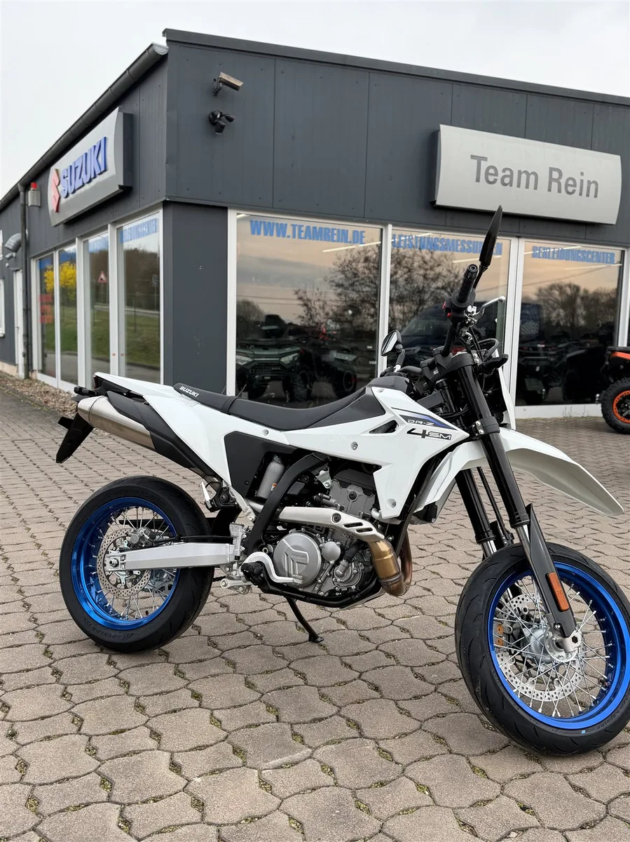 Suzuki DR-Z4SM Supermoto \* Preissenkung\*