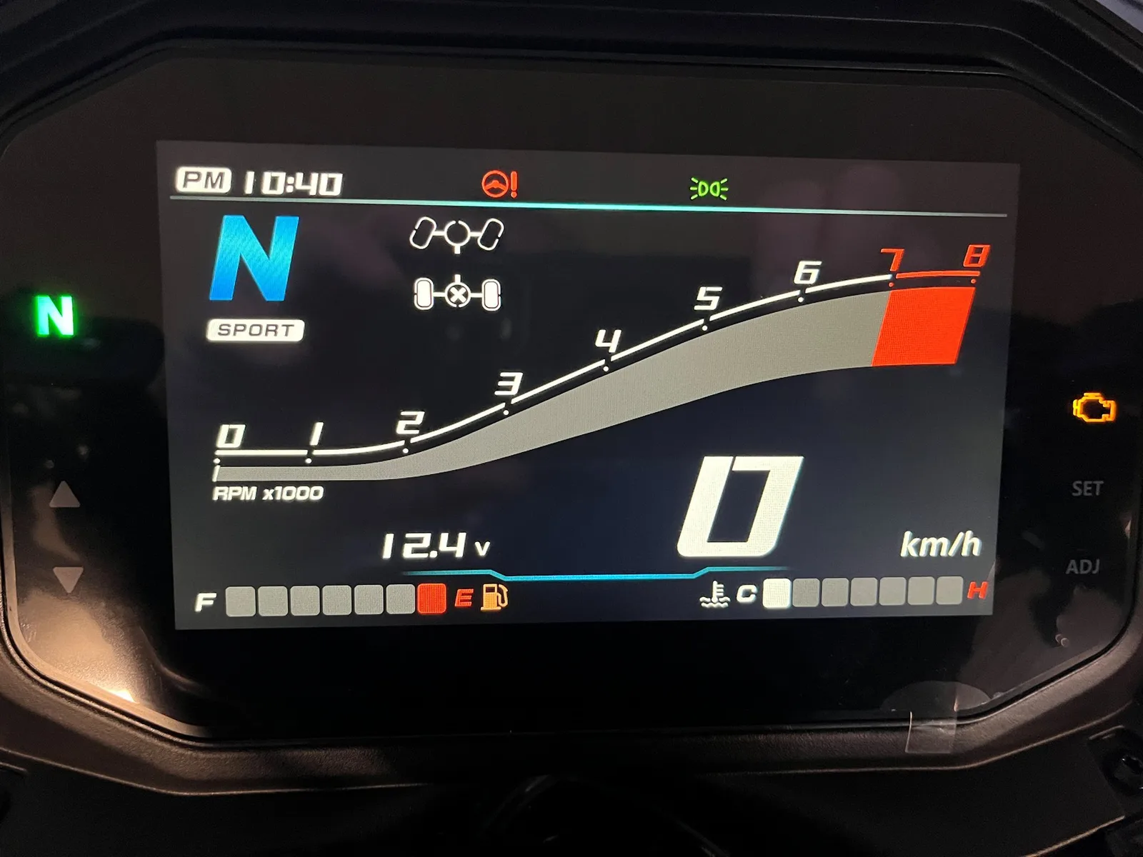 Sportiva 520 GT EZ 06-2026 mit 10 km incl. Heck Koffer ABS , EPS , T3B , 4x4