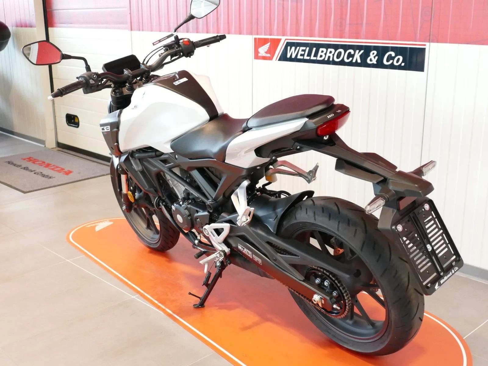 Honda CB125R