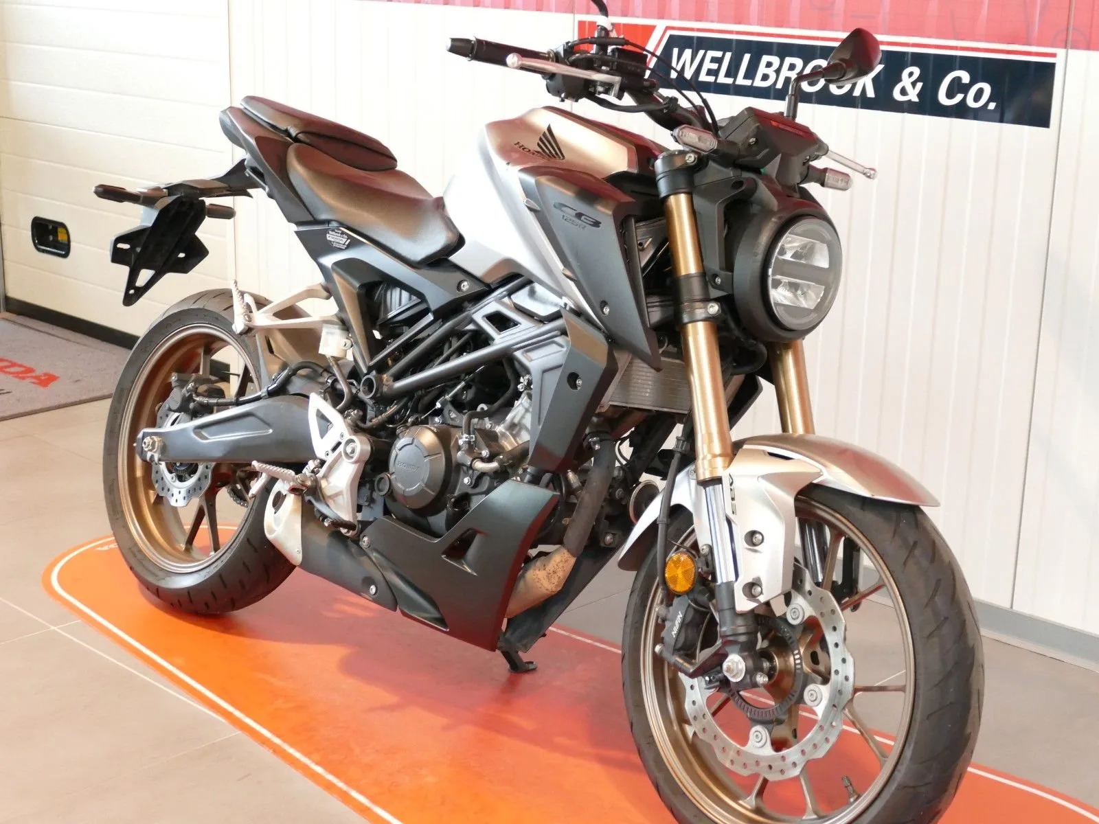 Honda CB125R