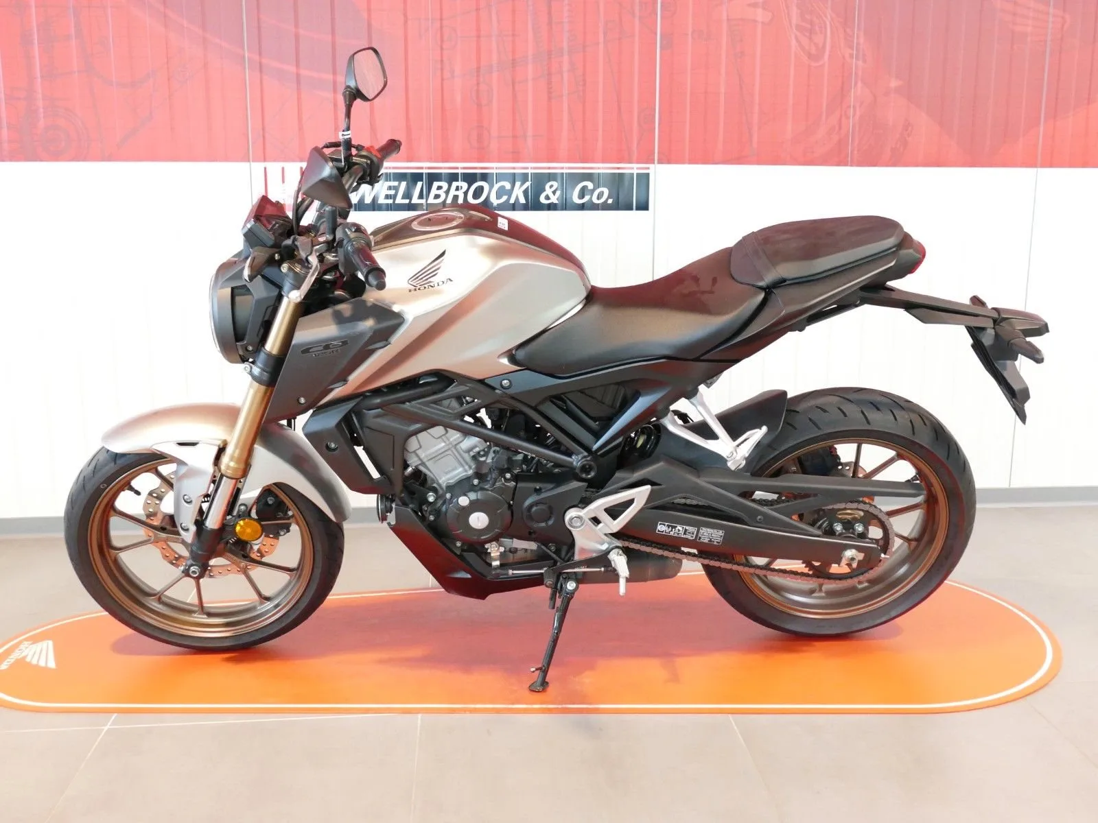 Honda CB125R