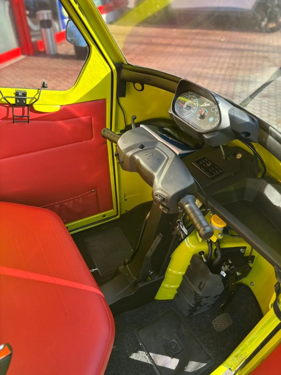 Piaggio Ape