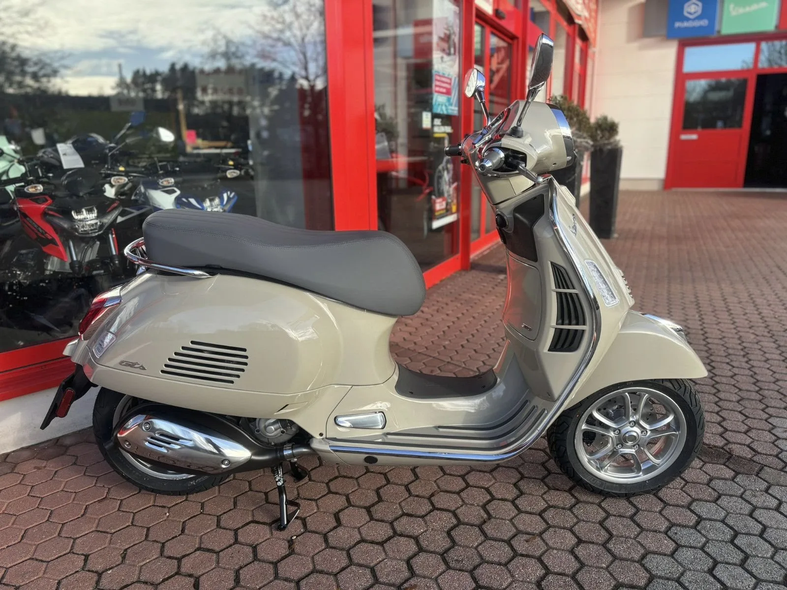 Vespa GTS 310