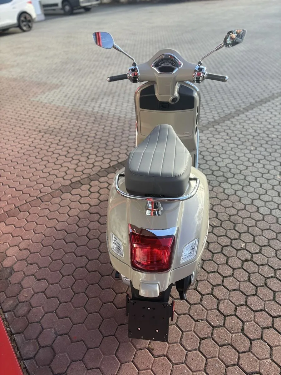 Vespa GTS 310