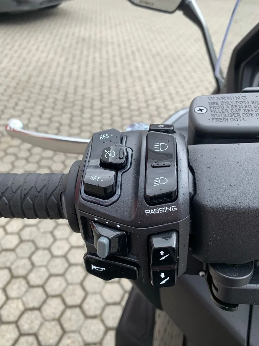 Kymco AK 550i ABS PREMIUM Kurven-ABS\*Tempomat\*Top\*