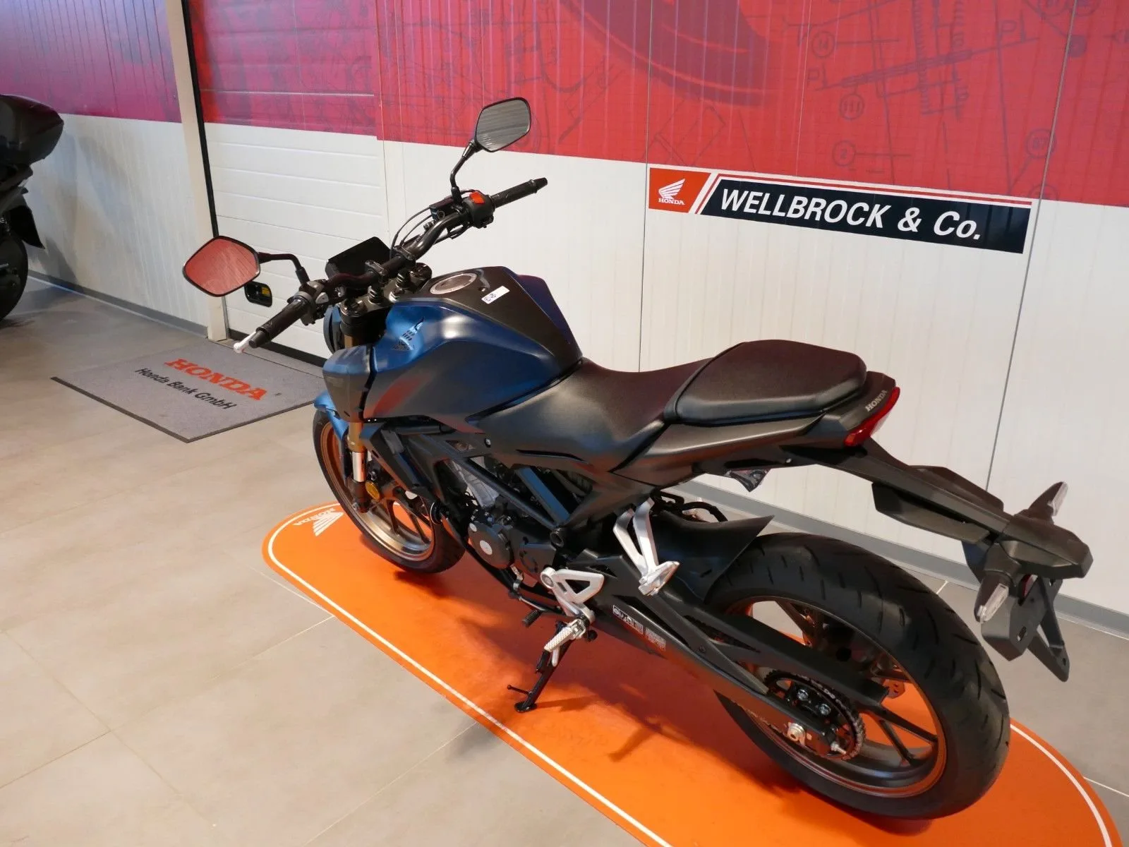 Honda CB125R ABS