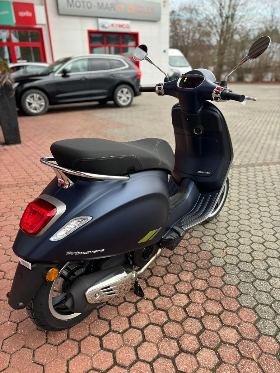Vespa Primavera Tech 125