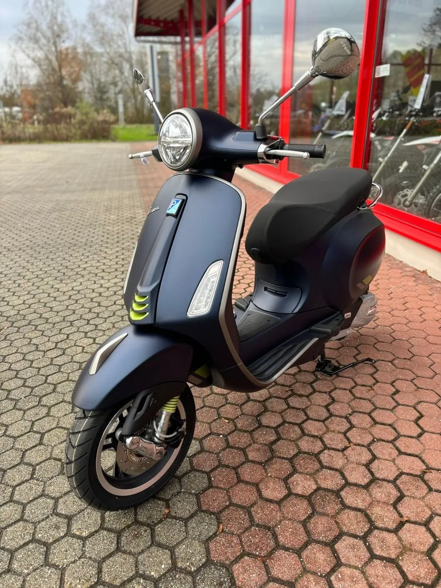 Vespa Primavera Tech 125
