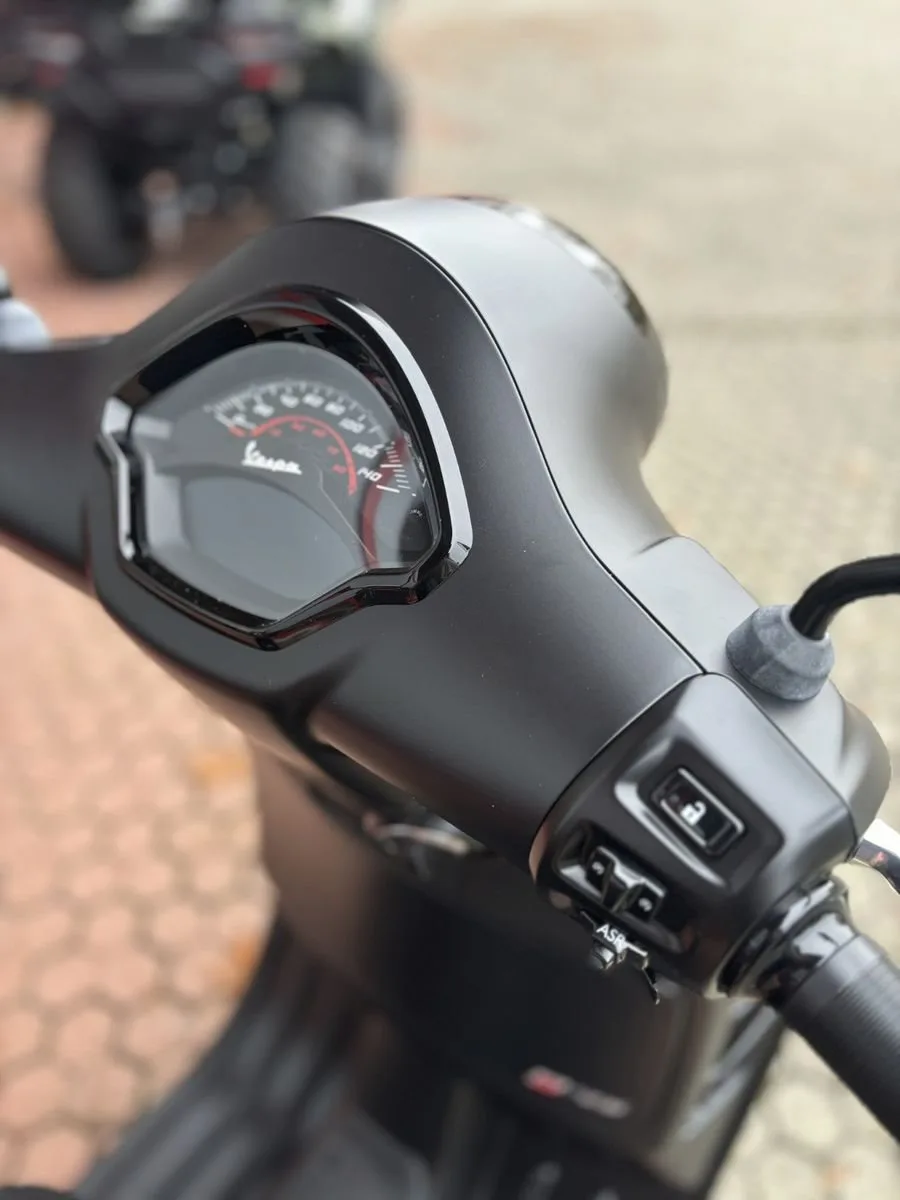 Vespa GTS 125 Supersport iGET