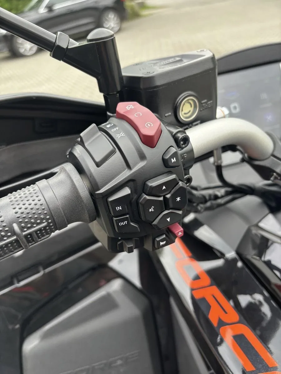 CFMOTO C-Force 1000